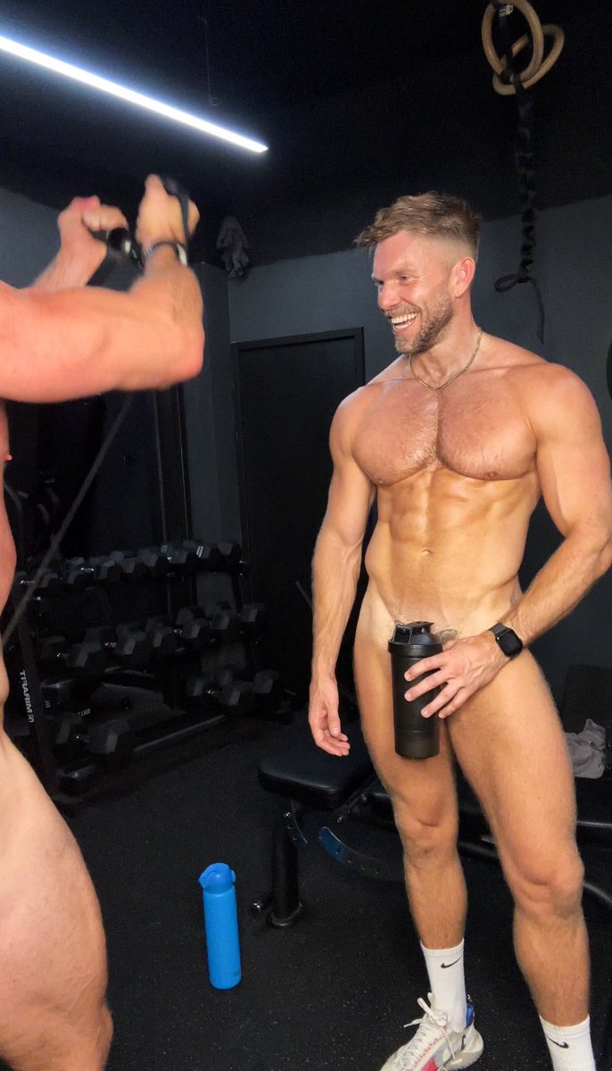 Wataa! Who’s next for naked PT? 👀