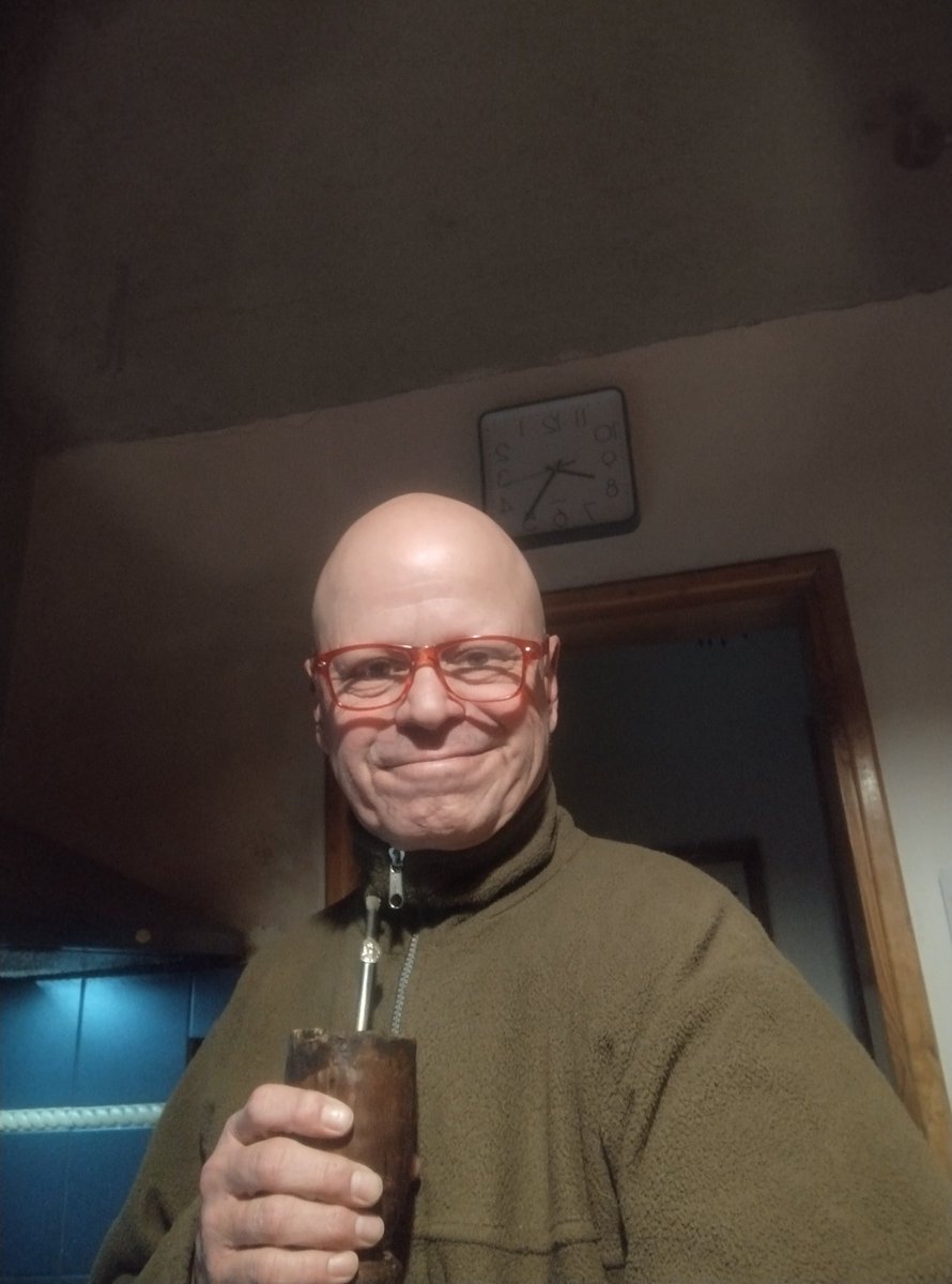 Mis primeros 🧉 como jubilado 💪💪💪 ya salió!!!! A ver cuándo cobro ahora...

Bello jueves para todos !!! 
Voy a poder hacerme los lentes ahora 🤭🤭

#FotoMate ❤️🧉