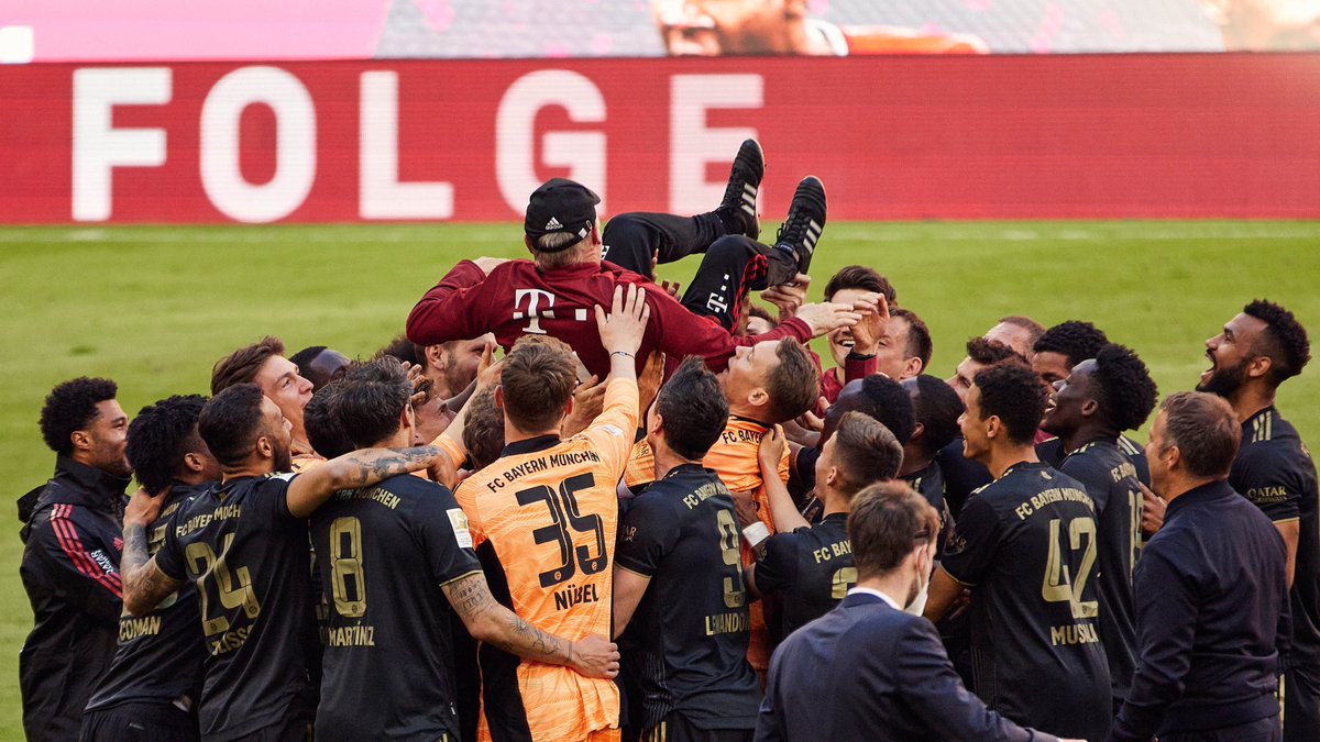 FCBayern's tweet photo. 𝗗𝗮𝗻𝗸𝗲, 𝗧𝗶𝗴𝗲𝗿!

Legende Hermann #Gerland beendet seine Karriere, in der er über lange Zeit auch den #FCBayern in verschiedenen Positionen geprägt hat! 🔴⚪️

Wir blicken zurück auf besondere Momente – weitere Bilder findet ihr hier: https://t.co/t9mniYsbMJ 📸 https://t.co/6v8AYm8Wu5