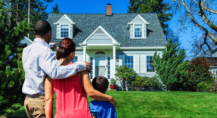 ShadryaPatton's tweet photo. There are plenty of headlines these days calling for a housing market crash. But the truth is, they’re not telling the full story. https://t.co/aoHku3NwST https://t.co/s2n0ag3Ej0
