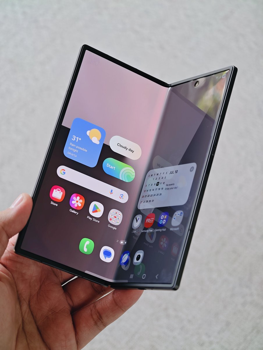 sondesix's tweet photo. Apple, please just join the club already. https://t.co/IdFiNnBgK1