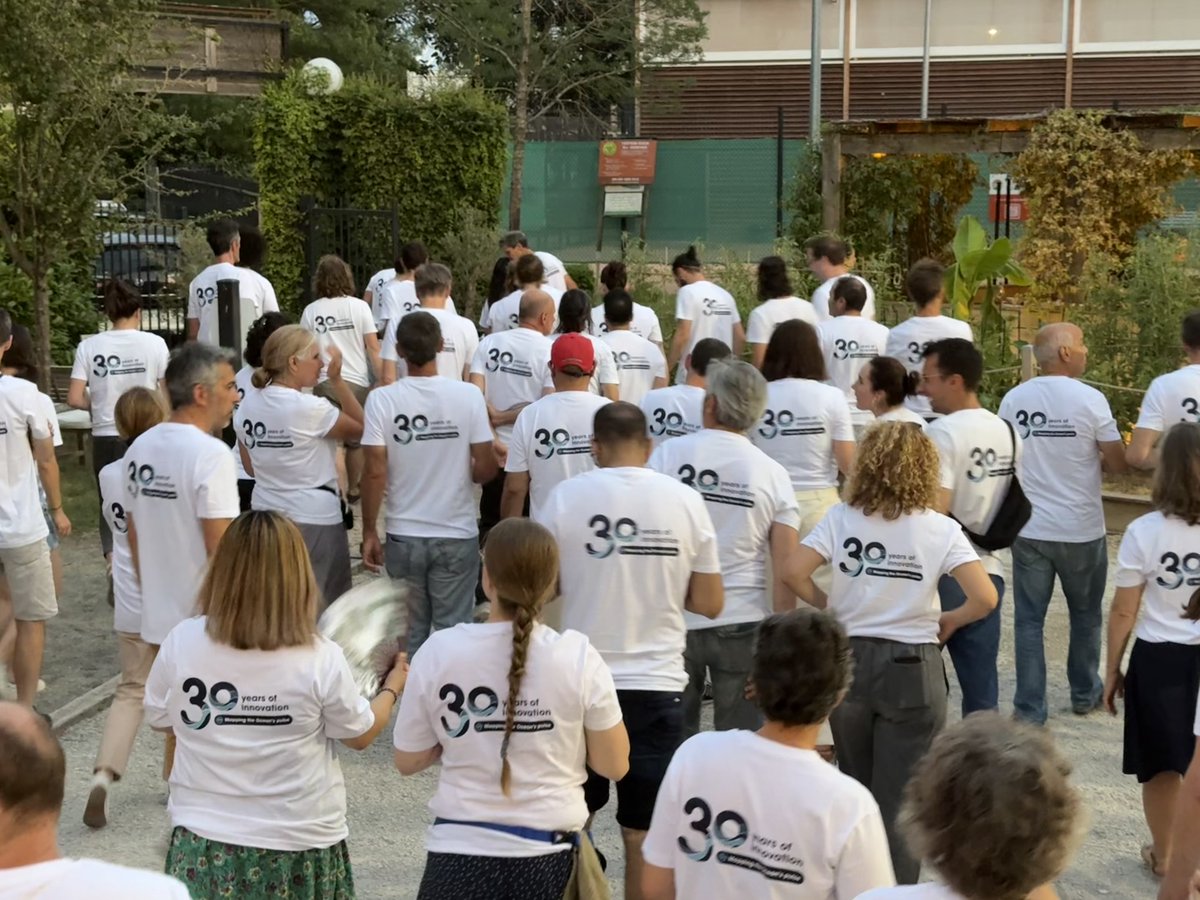MercatorOcean's tweet image. 🎉 Last week we celebrated 30 years of Mercator Ocean!
From pioneers 👣 to the new generation 🚀, thank you for building a global 🌍 centre for ocean prediction.
📸 Memories, music 🎶, and a journey through time 🕰️ — here's to the next chapter!💙
#OceanPrediction #MercatorOcean