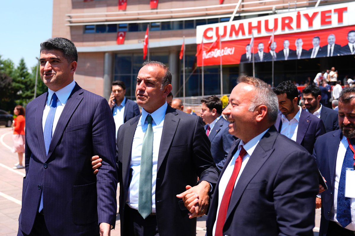 Genel Başkanımız Sayın Özgür Özel’in liderliğinde düzenlenen Belediye Başkanları Toplantısı’na katıldım.