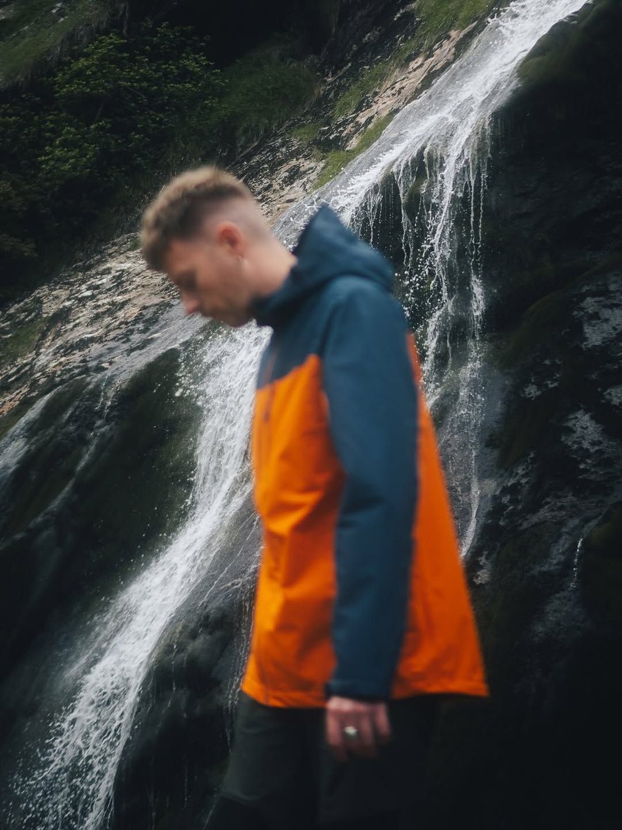 MarketGateLancs's tweet image. Adventure-ready? You will be! 🏔🧥

Wrap up in style with jackets from Mountain Warehouse, built for the wild, worn anywhere.

#MountainReady #LayerUp #OutdoorStyle