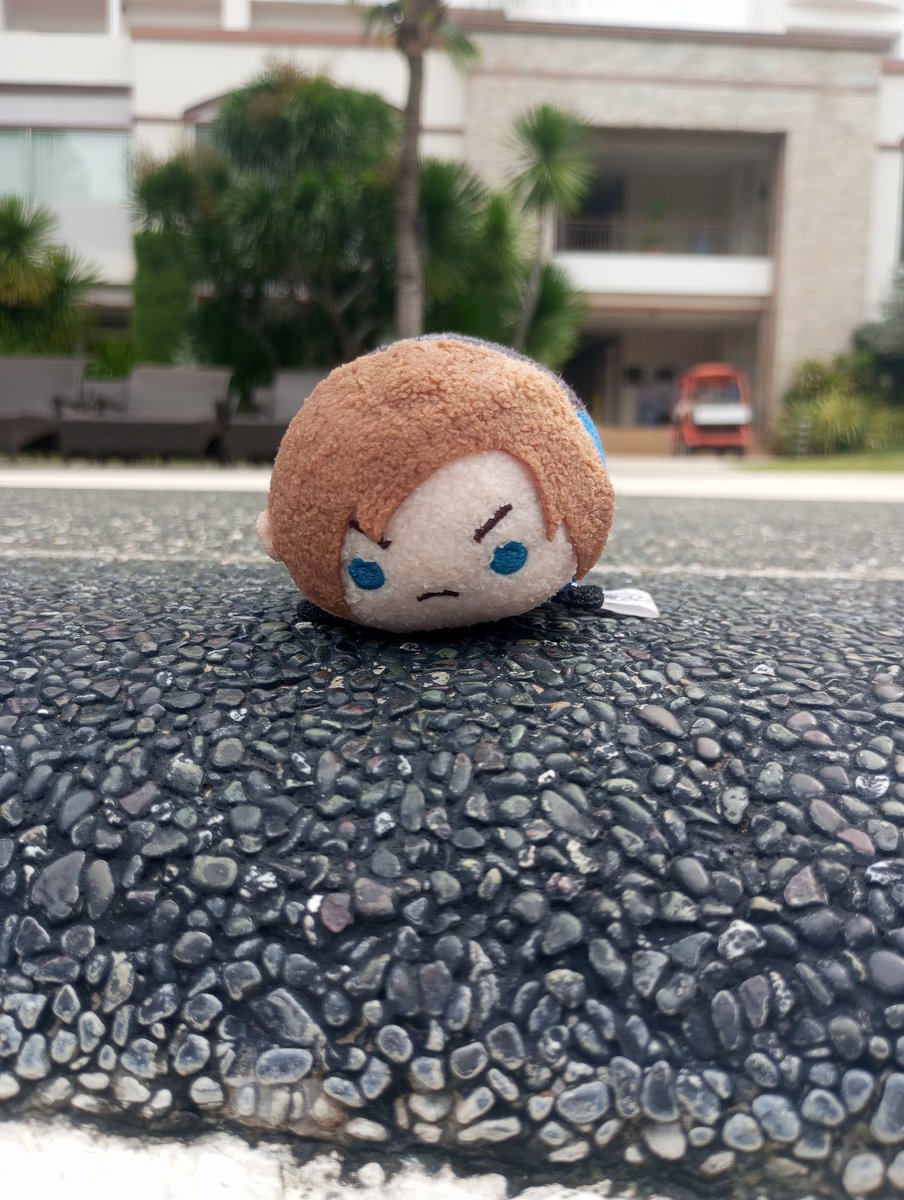 leontsumkennedy's tweet image. Day 247
I let him stay by the edge of the pool to get the feels for it.
#REBHFun #ResidentEvil #LeonKennedy