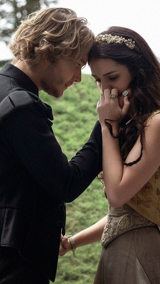 𝐁𝐮𝐭 𝐢𝐭 𝐰𝐚𝐬 𝐭𝐡𝐞𝐫𝐞 𝐭𝐡𝐞𝐧,
𝐈𝐧 𝐟𝐫𝐨𝐧𝐭 𝐨𝐟 𝐦𝐞,
𝐁𝐫𝐢𝐠𝐡𝐭 𝐥𝐢𝐤𝐞 𝐚 𝐬𝐮𝐧—
𝐌𝐲 𝐝𝐫𝐞𝐚𝐦.