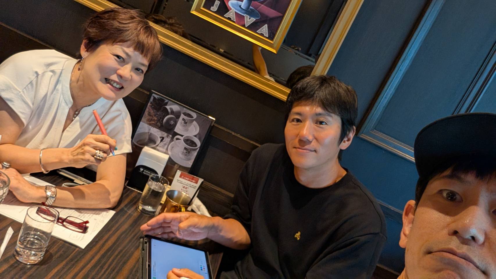 ウルトラマンティガ　スーツアクター　権藤俊輔氏　中村浩二氏　直筆サイン色紙 ウルトラマンティガ スーツアクター 権藤俊輔氏 中村浩二氏 直筆