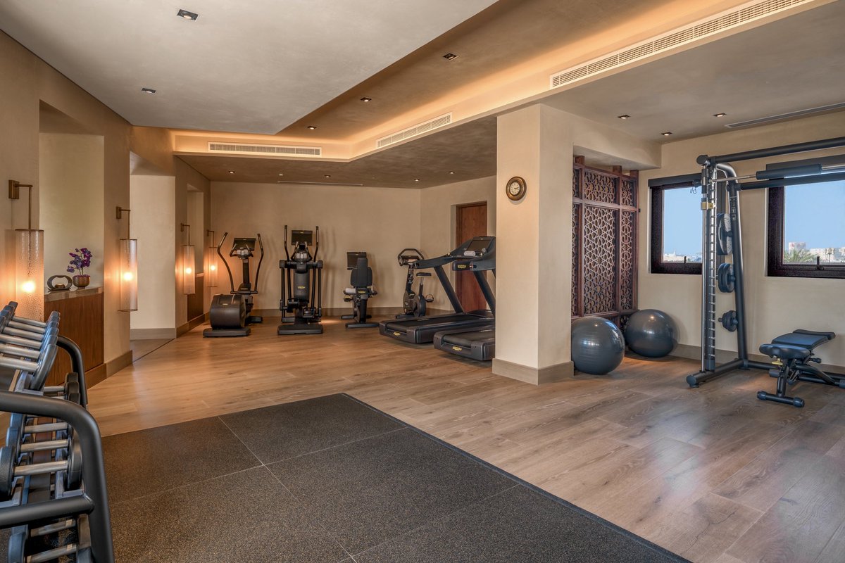 TheChediAlBait's tweet photo. At The Chedi Al Bait, wellness is an integral part of your stay. Our Fitness Centre is a sanctuary designed to enhance your well-being.

#TheChediAlBait #Wellness #FitnessCenter #CheidHospitality #ChediHotels https://t.co/dSX49Bgzjt
