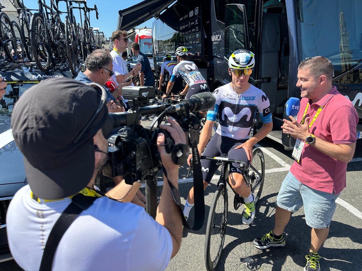 Josué Elena (@josuelena) on Twitter photo En la salida del #TDF2025 con Pablo Castrillo, 10⁰ ayer en la crono. La mejor de su vida. Nos cuenta a TVE que hoy se iba a meter en la escapada y que Enric Mas perdió ayer "lo esperado" <a href="/teledeporte/">Teledeporte</a> <a href="/telediario_tve/">Telediarios de TVE</a> #TourRTVE10j #TDPedales En la salida del #TDF2025 con Pablo Castrillo, 10⁰ ayer en la crono. La mejor de su vida. Nos cuenta a TVE que hoy se iba a meter en la escapada y que Enric Mas perdió ayer "lo esperado" <a href="/teledeporte/">Teledeporte</a> <a href="/telediario_tve/">Telediarios de TVE</a> #TourRTVE10j #TDPedales