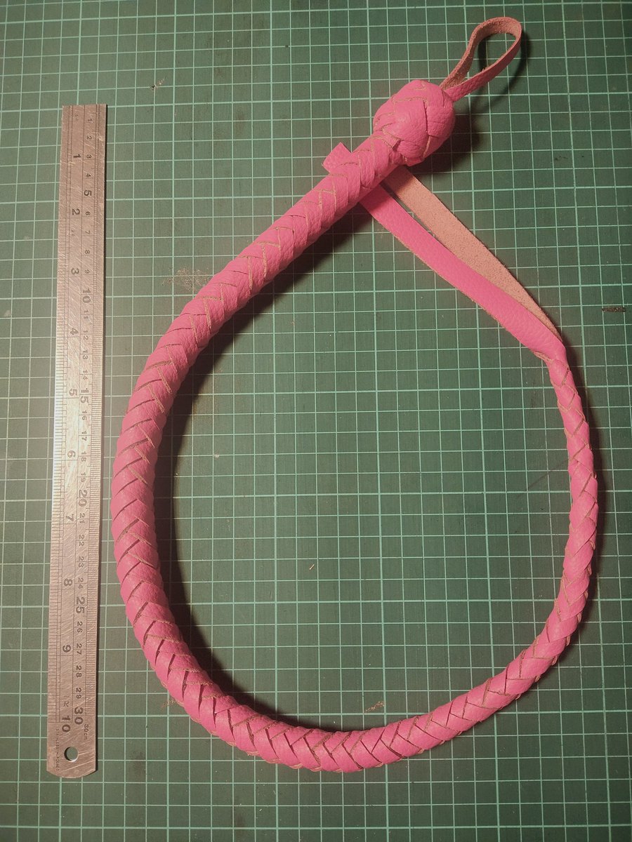 80cm短柄一本鞭
粉嫩嫩