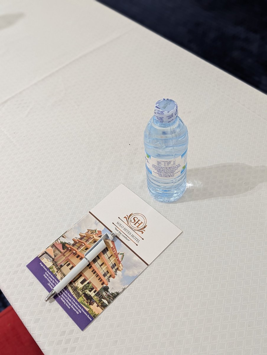 HotelSoloHites's tweet photo. Looking for the Perfect Venue for Your Conference, Meeting, or Workshop?

Solo Hites Hotel offers fully equipped halls, boardrooms, and breakout spaces tailored for professional gatherings.

📍Located in the heart of Masaka
📞 Book now: +256 200 926706 | https://t.co/KucsYQFkby