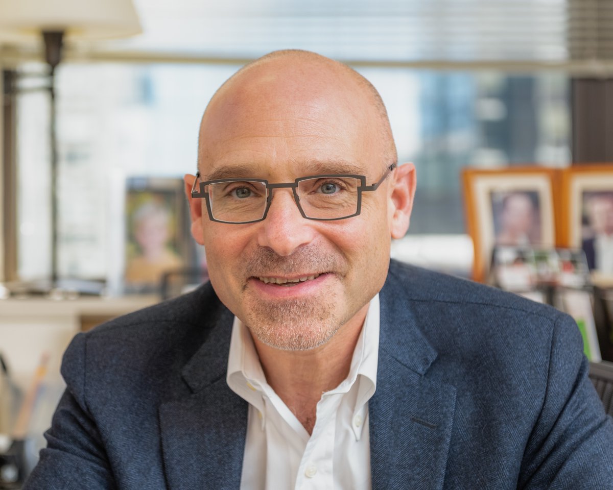DanaFarber's tweet image. David Pellman, MD, member of Dana-Farber/@BostonChildrens Cancer and Blood Disorders Center, has been elected as a new Associate (foreign) Member of the European Molecular Biology Organization (@EMBO)—a lifelong honor recognizing excellence in the life sciences. He is one of 69…