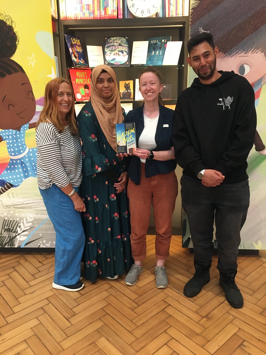 Branford Boase Award (@branfordboase) on Twitter photo Huge thanks to the 2025 #branfordboaseaward judges <a href="/nicki_thornton/">Nicki Thornton</a> <a href="/rumena_aktar/">Librarimum 📕🍉</a> <a href="/Phoebe_Or_Not/">Phoebe Demeger (mostly on hiatus)</a> and <a href="/NateLessore/">Nathanael Lessore</a> . Great discussions, great shortlist choices, and now great winner too 👏👏👏👏 branfordboaseaward.org.uk/2025-bba-winne… Huge thanks to the 2025 #branfordboaseaward judges <a href="/nicki_thornton/">Nicki Thornton</a> <a href="/rumena_aktar/">Librarimum 📕🍉</a> <a href="/Phoebe_Or_Not/">Phoebe Demeger (mostly on hiatus)</a> and <a href="/NateLessore/">Nathanael Lessore</a> . Great discussions, great shortlist choices, and now great winner too 👏👏👏👏 branfordboaseaward.org.uk/2025-bba-winne…