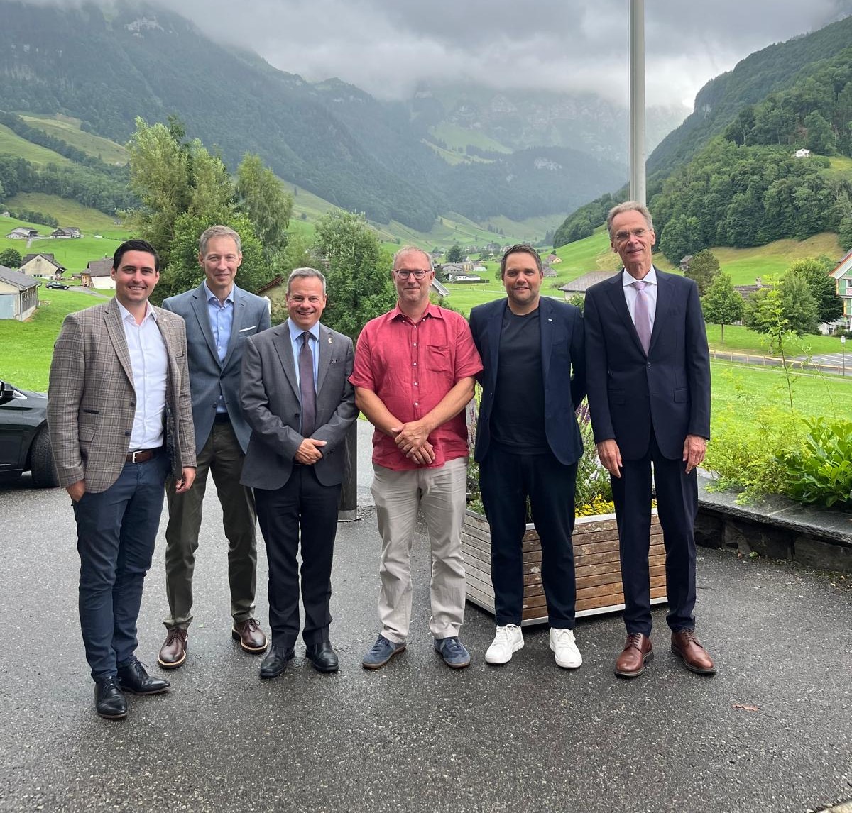 USEmbassyBern's tweet image. Grateful for the warm welcome in Appenzell Innerrhoden! Great discussions with Head of Economic Affairs Markus Walt, KUK Electronics CEO Manuel Inauen &amp;amp; Wyon CEO Philipp Wyser on strengthening partnerships &amp;amp; future investing in the 🇺🇸. #MoreProsperous #InvestInUS @TradeGov