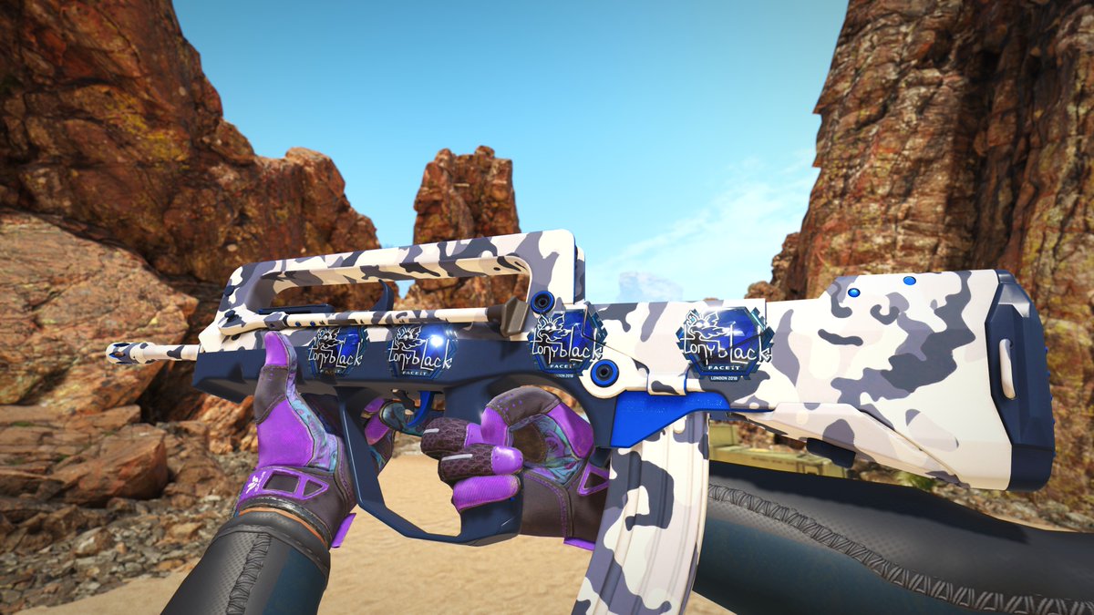Or3_CS's tweet image. New Craft-Yeti Camo .008 w/ 4x Tony Black London Foils. Shout out to @Therapist_CS for the deal on the stickers.