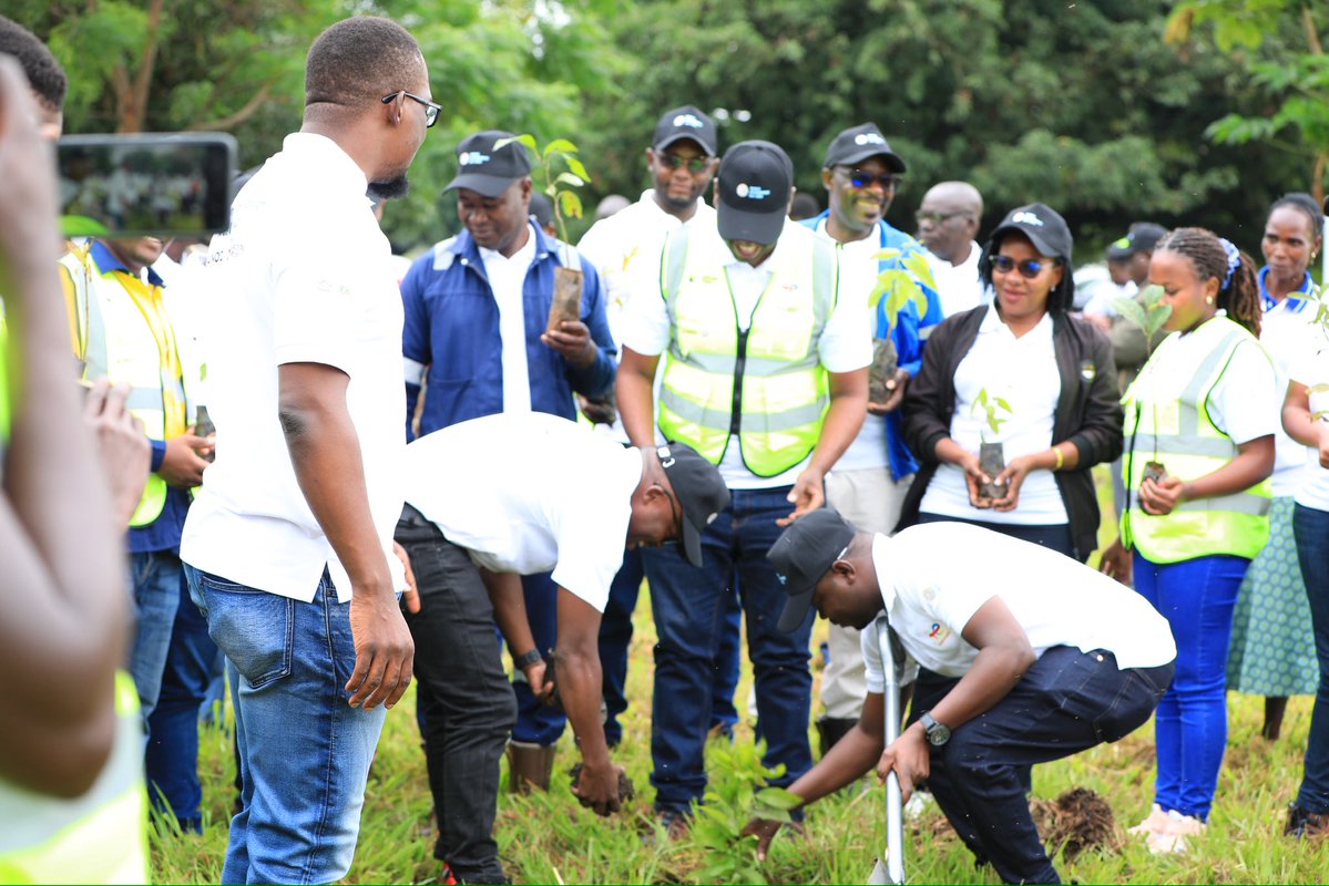 PAU_Uganda's tweet image. Why this joint #WorldEnvironmentDay celebration?
“It’s a platform to demonstrate our unwavering commitment to the sustainable use of Uganda’s petroleum resources—creating lasting value for both society and the environment.”—Dr. Joseph Kobusheshe, Director EHS, @PAU_Uganda