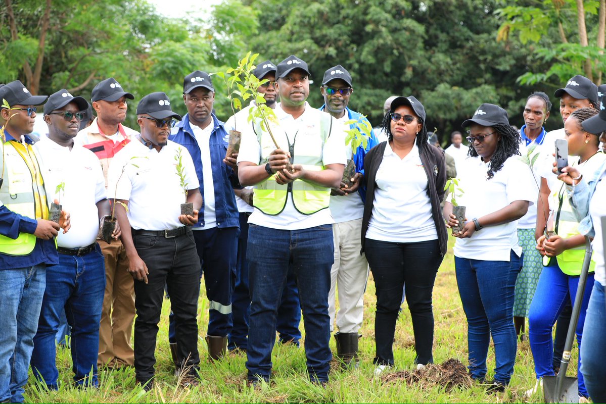 PAU_Uganda's tweet image. Why this joint #WorldEnvironmentDay celebration?
“It’s a platform to demonstrate our unwavering commitment to the sustainable use of Uganda’s petroleum resources—creating lasting value for both society and the environment.”—Dr. Joseph Kobusheshe, Director EHS, @PAU_Uganda