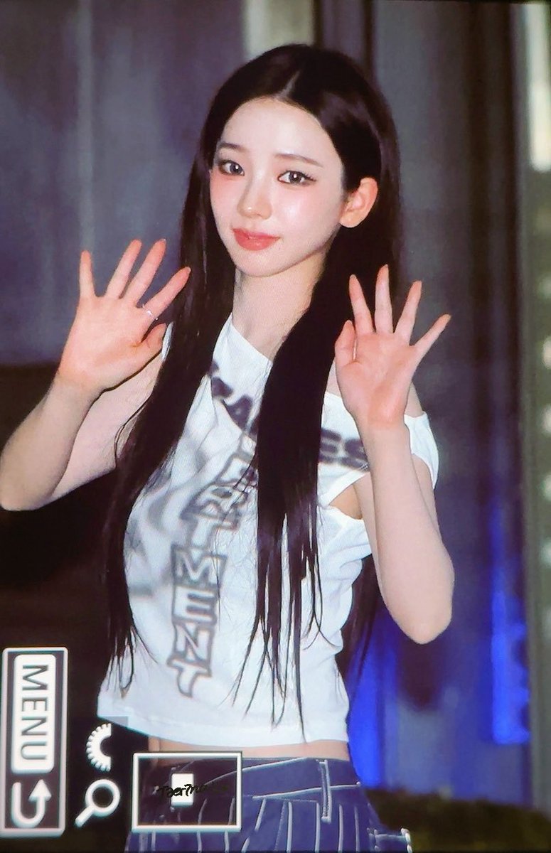 taerina09's tweet image. 250710 출근 
#카리나 #에스파 #aespa #Karina