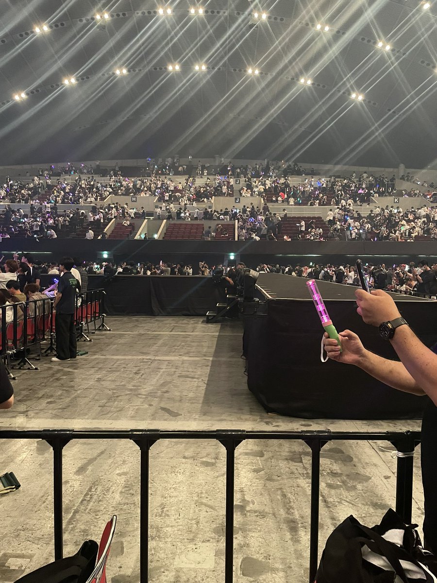 reo_sakura4life's tweet photo. 今作のバクラもコンビナート無しかよ!!
まぁでも、楽しかったよ。
#12thSingleBACKSLIVE https://t.co/Xth8yE13RS