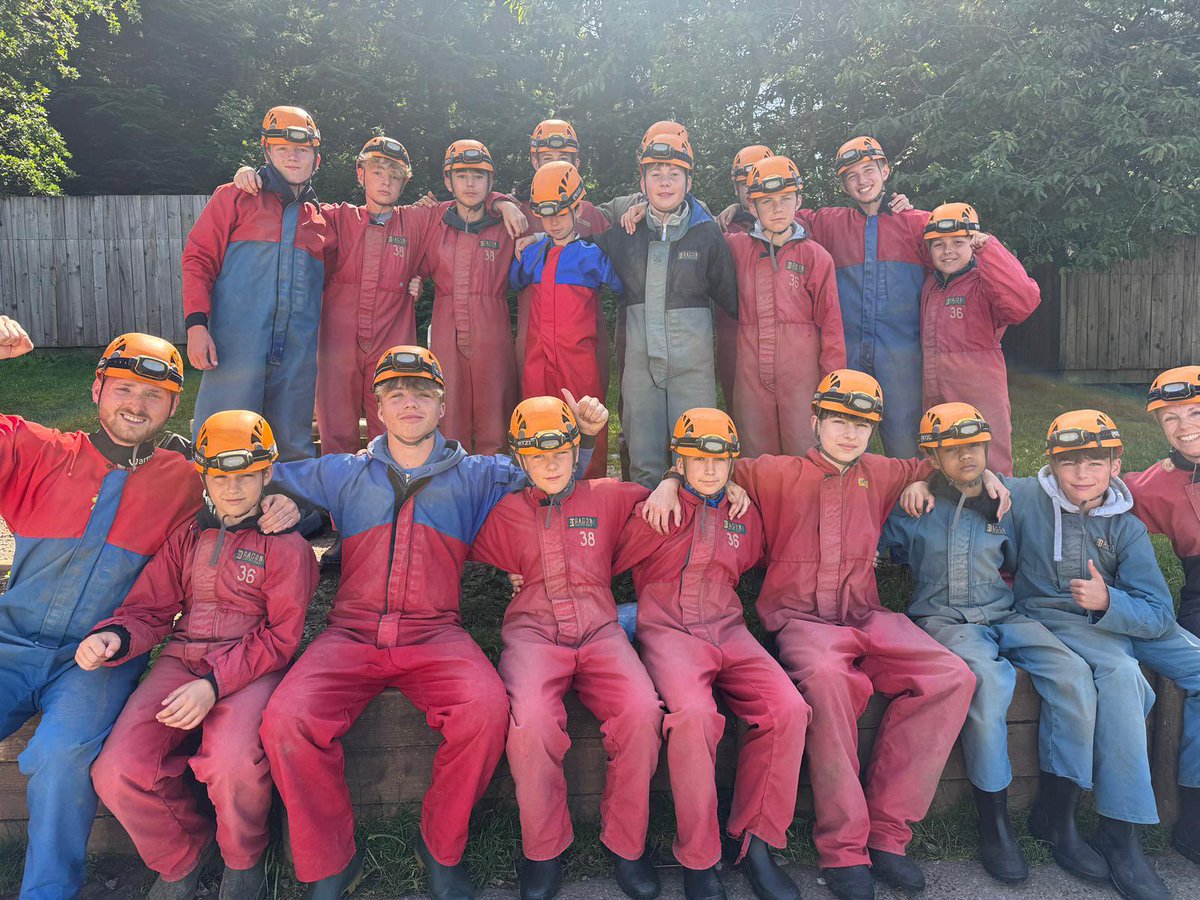 Superstar cavers! #UCWales25 🏴󠁧󠁢󠁷󠁬󠁳󠁿