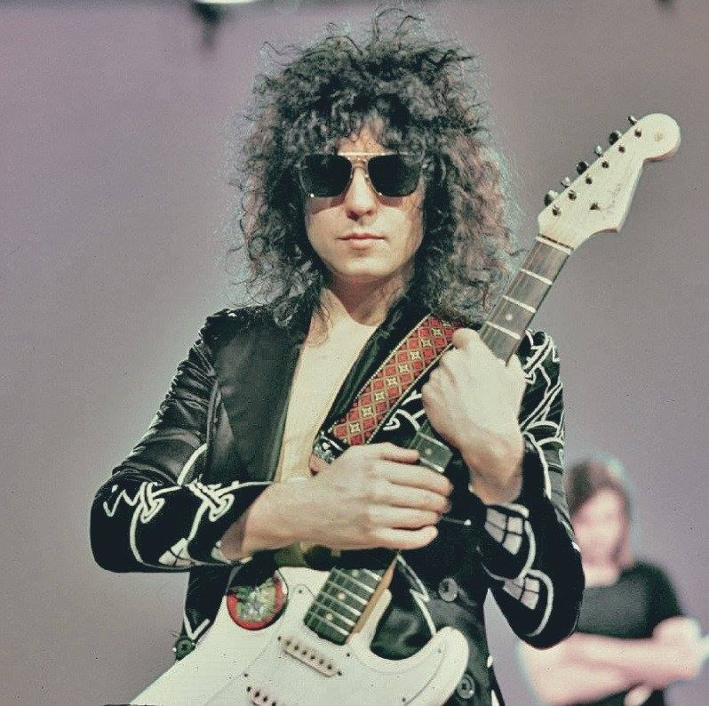 Jackellyreed 🎸 (@jackellyreed) on Twitter photo <a href="/FatOldAnarchist/">Fat Old Anarchist</a> <a href="/TRextasyBand/">T.Rextasy Marc Bolan</a> <a href="/bpfallon/">BP Fallon</a> <a href="/colinphoenix/">★ 🅲🅾🅻🅸🅽 🆂🆃🅴🅴🆁 ★</a> ⭐️Gone from twitter (X), but here is Claire's (Planet Queen) link to her fab account on Instagram: instagram.com/theplanet_quee…
T. Rex, Marc Bolan, vintage 60s & 70s #rockon!😎 <a href="/FatOldAnarchist/">Fat Old Anarchist</a> <a href="/TRextasyBand/">T.Rextasy Marc Bolan</a> <a href="/bpfallon/">BP Fallon</a> <a href="/colinphoenix/">★ 🅲🅾🅻🅸🅽 🆂🆃🅴🅴🆁 ★</a> ⭐️Gone from twitter (X), but here is Claire's (Planet Queen) link to her fab account on Instagram: instagram.com/theplanet_quee…
T. Rex, Marc Bolan, vintage 60s & 70s #rockon!😎