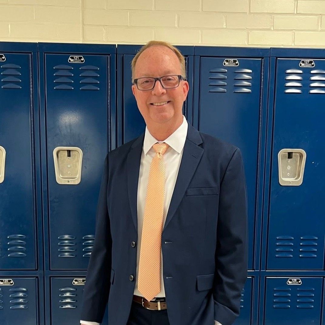 BSDk12's tweet photo. We have learned that Mr. Jason Thompson, a third-grade teacher at Mount Pleasant Elementary, has passed away. If you find that your child is struggling with this news, please do not hesitate to reach out to us. Please keep Mr. Thompson’s family and friends in your thoughts. https://t.co/w8o9dPPbfS