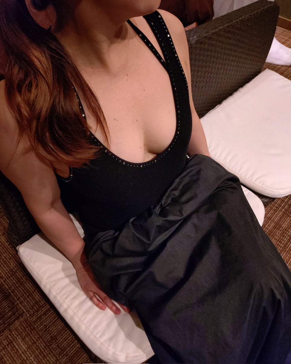 公園に露撮散歩行ったけど暑さと虫に負けて早々に退散💦
汗かいたので🏩で涼み中🍺