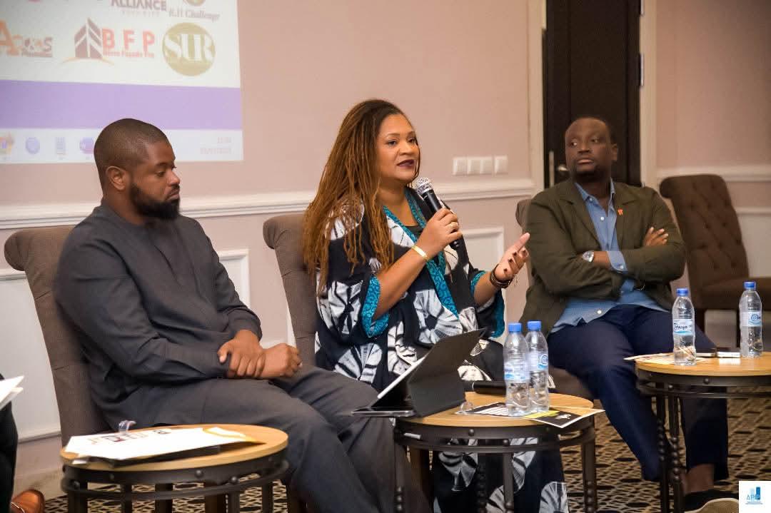 APIP_Guinee's tweet image. Mme Oliano Diana Kouyaté, DG de l’APIP, a représenté Mme la Ministre du Commerce, Dre Diaka SIDIBÉ, au panel du CJD-Guinée sur :
« Comment les PME/PMI peuvent-elles tirer profit des opportunités offertes pour renforcer leur développement et leur croissance ? »

#PME #Guinée #APIP