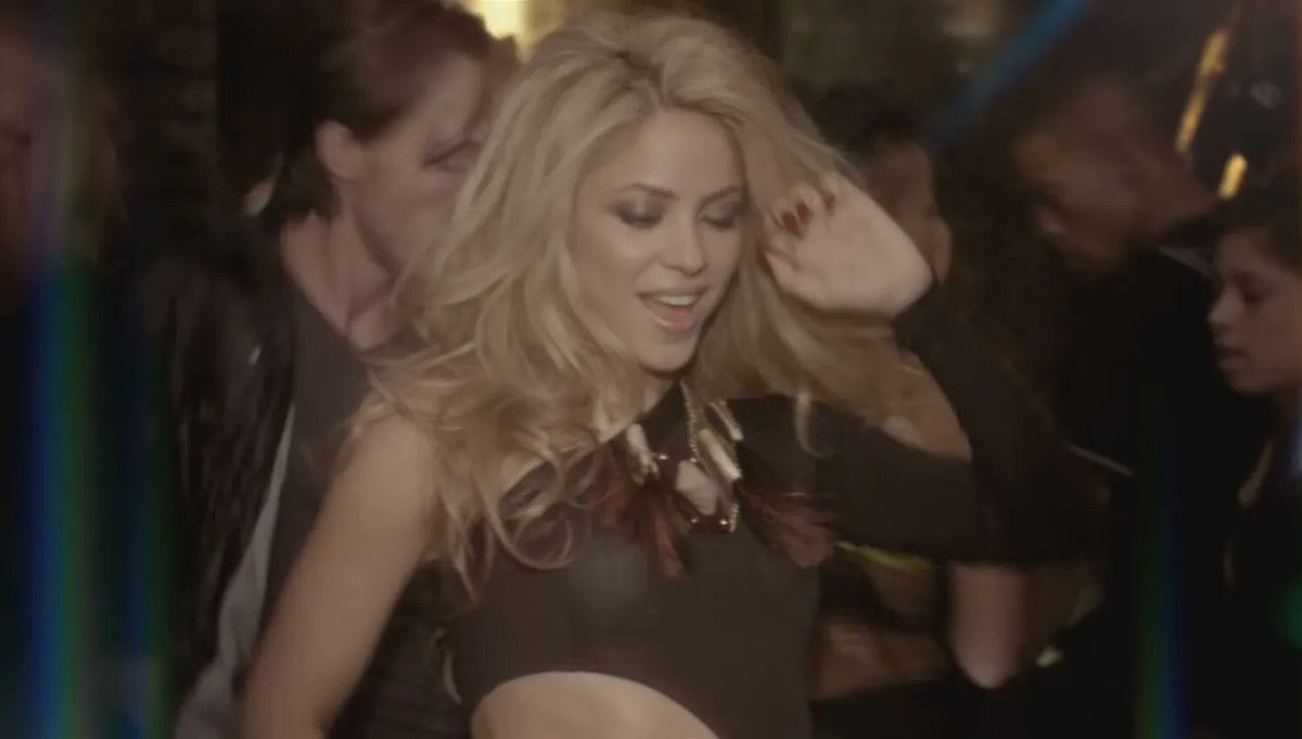 PopCrave's tweet photo. 16 years ago today, Shakira released “She Wolf.” https://t.co/oWy4xxr5Mu