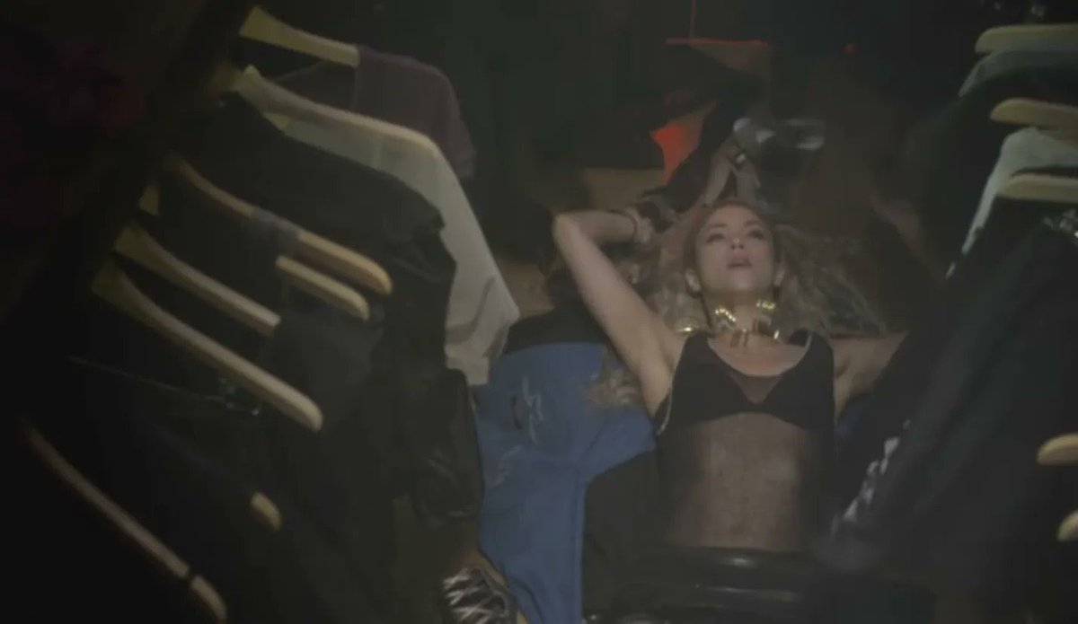 PopCrave's tweet photo. 16 years ago today, Shakira released “She Wolf.” https://t.co/oWy4xxr5Mu
