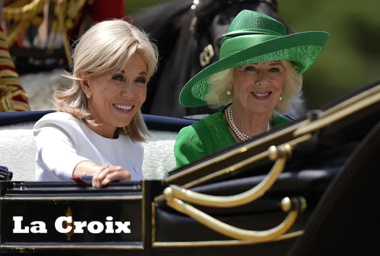 FredSLN's tweet photo. Of a venerable age, Brigitte Macron always photographs well 😂🤣😂
On the left, French tabloid La Croix shows a young woman, while on the right, the BBC photographer sets the record straight.
#MummyInLondon
#RuledByFossils
#MacronIsNotMyPresident
#KeepMacronInTheUK https://t.co/mkUkoARWHJ