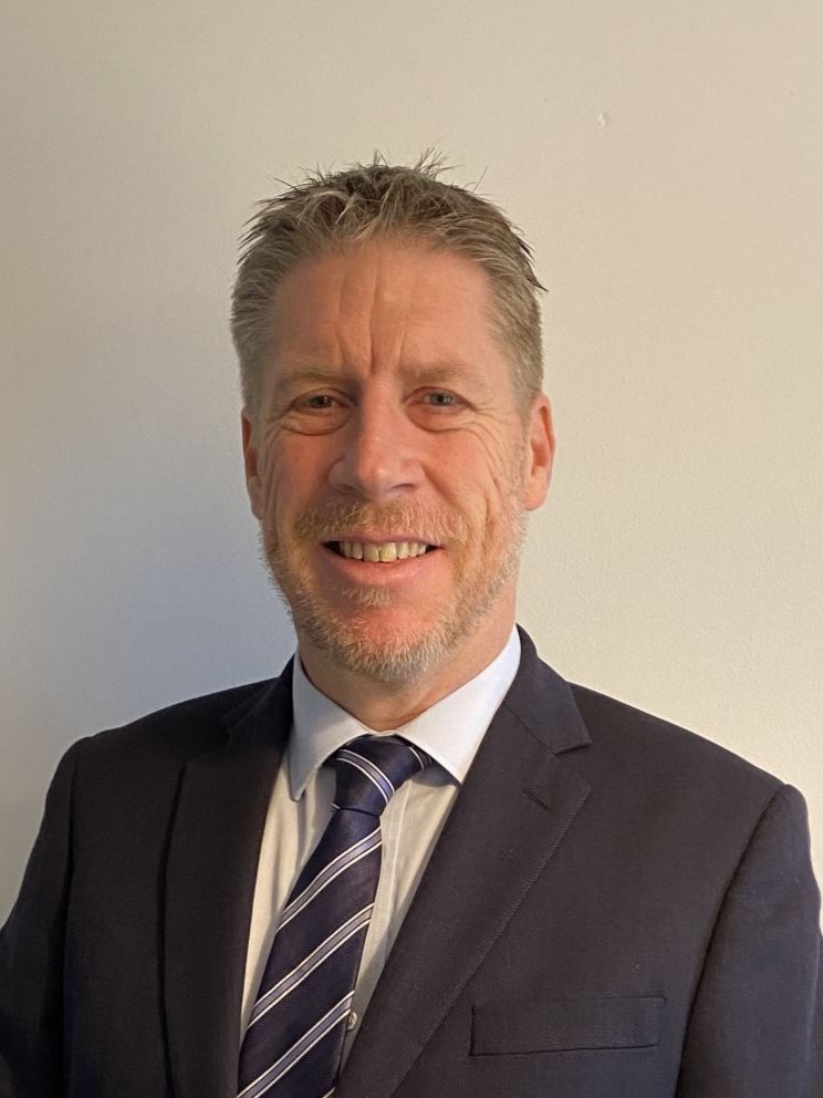 Dr Ian Young announces strong upward two-year trend in academic performance across all its primary academies for the academic years 2023–2025. #Peterborough #teaching <a href="/peterboroughtel/">Peterborough Telegraph</a> #news #press #success 
peterboroughtoday.co.uk/education/pete…