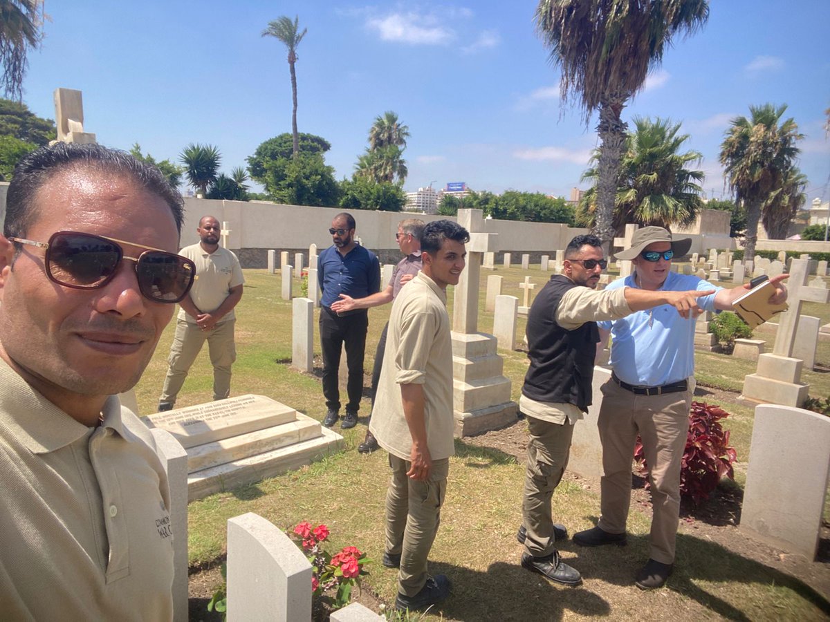 Grateful for today’s senior management visit.
Great ideas, real challenges, and meaningful dialogue.
Thanks <a href="/barryjmurph/">Barry Murphy</a>, James &amp; <a href="/CWGC/">Commonwealth War Graves</a> for the sincere, practical approach driving sustainability &amp; progress.@sarahmoore
#Leadership #Teamwork #Growth