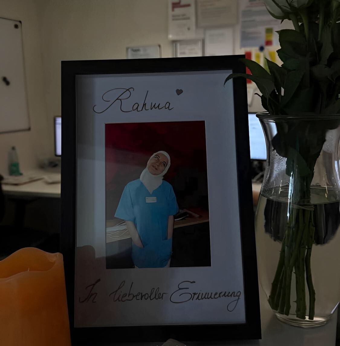 soniminds's tweet image. Already a week since Rahma Ayat an Algerian nurse in Germany was stabbed by her Islamophobic neighbor for wearing the hijab, yet mainstream media remains silent because Muslim lives are disposable.

May Allah ﷻ accept her steadfastness and grant her the highest place in Jannah.