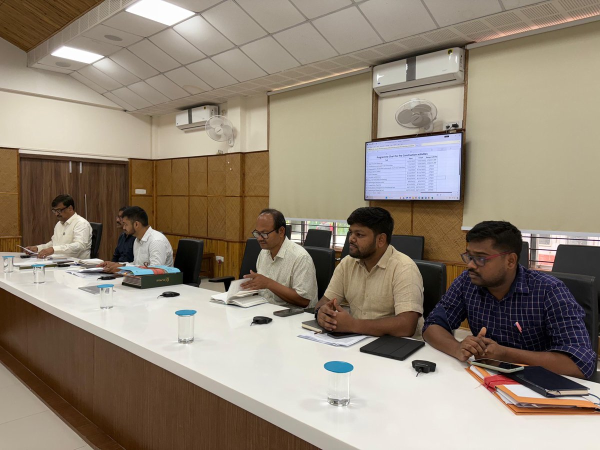 To review the progress of the Board Campus redevelopment project, Brahmaputra Board Chairman Dr. Ranbir Singh met with officers from the Brahmaputra Board and the Central Public Works Department on July 10.
.
.
#brahmaputraboard ##JalShakti #cpwd