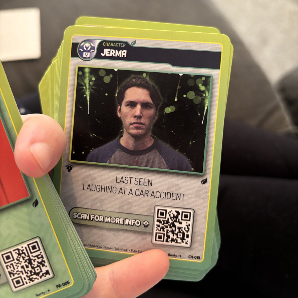 Scraleos's tweet image. Incredible mail today, I got my @VinnyVinesauce card deck! Here are a few of my faves. I love it, everything has made me laugh and smile!