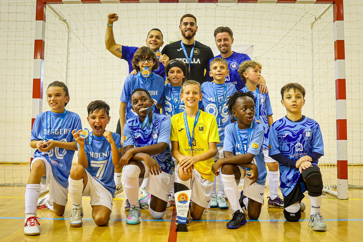Rodrigo Sousa (@rodrigob_sousa) on Twitter photo If you can focus on the process over the outcome, over a long period of time, you might be able to build something exciting and leave a legacy behind!
We did it Spain and back home too, over 24 hours! An amazing team effort from the Escolla family.
<a href="/EnglandFutsal/">England Futsal</a> ๐โฝ๏ธ If you can focus on the process over the outcome, over a long period of time, you might be able to build something exciting and leave a legacy behind!
We did it Spain and back home too, over 24 hours! An amazing team effort from the Escolla family.
<a href="/EnglandFutsal/">England Futsal</a> ๐โฝ๏ธ
