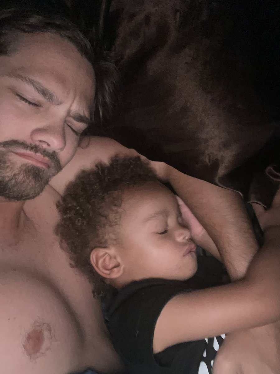 TheFindalorian's tweet image. I could stay like this forever  ❤️