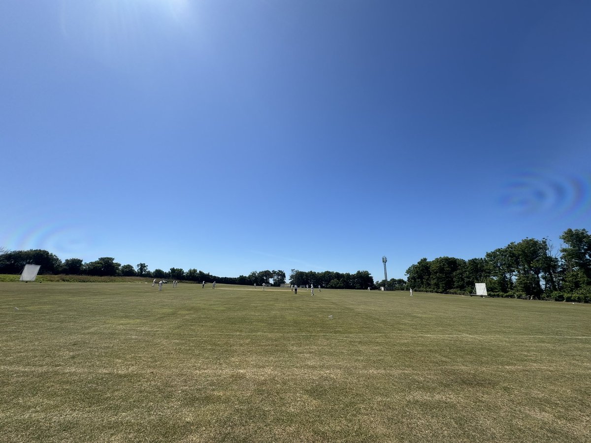 JackiHicks's tweet image. Another hot and sunshiny day for a game of cricket ๐ #cornwallover70s v #wiltshireover70s at Veryan CC #Properjob