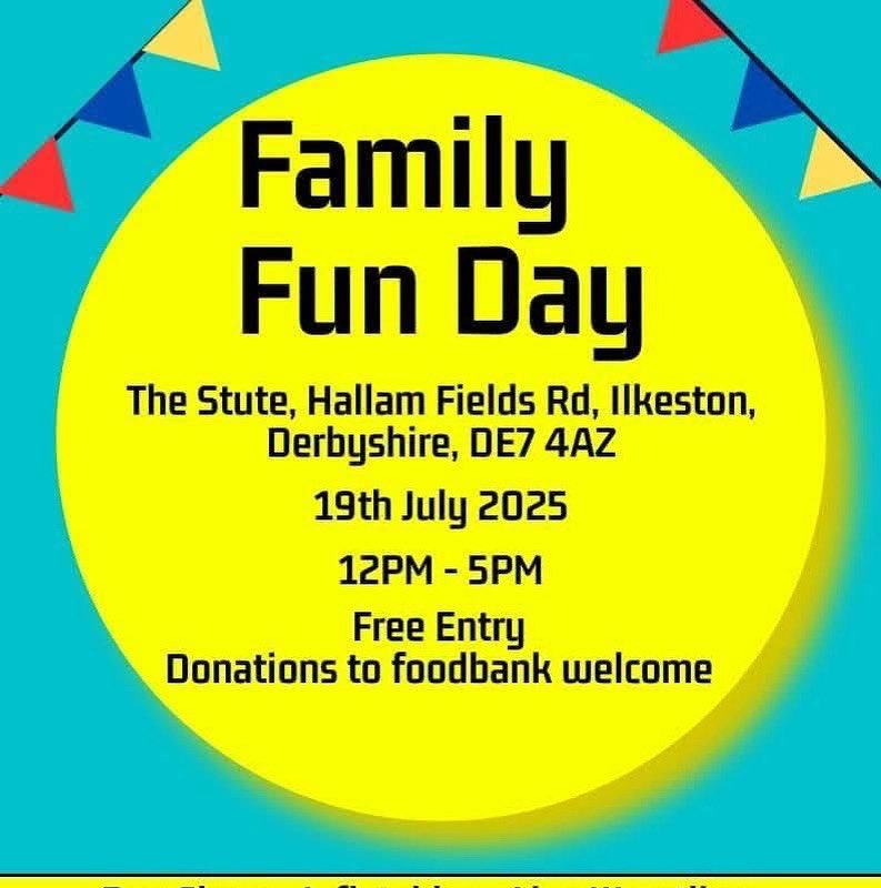 Folk of #Ilkeston and surrounding areas Every One Eats’ family friendly fun day with dog show, inflatables, live wrestling, live music, food, stalls and the bar is open!
They are running a free vintage bus from Wharcliffe Rd🚌
Donations to the food bank are warmly welcomed💛