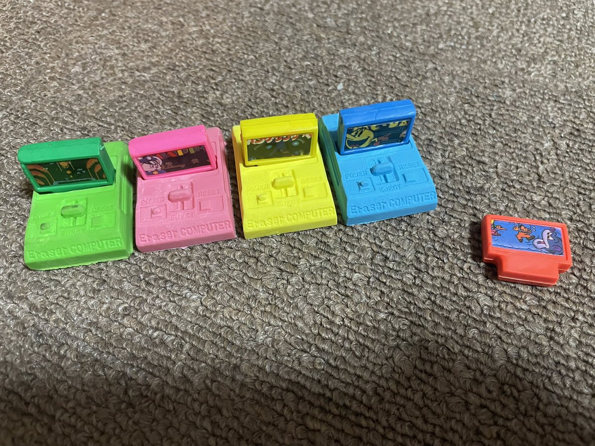 アマダ ファミリーコンピューター カセット消しゴム 駄菓子屋