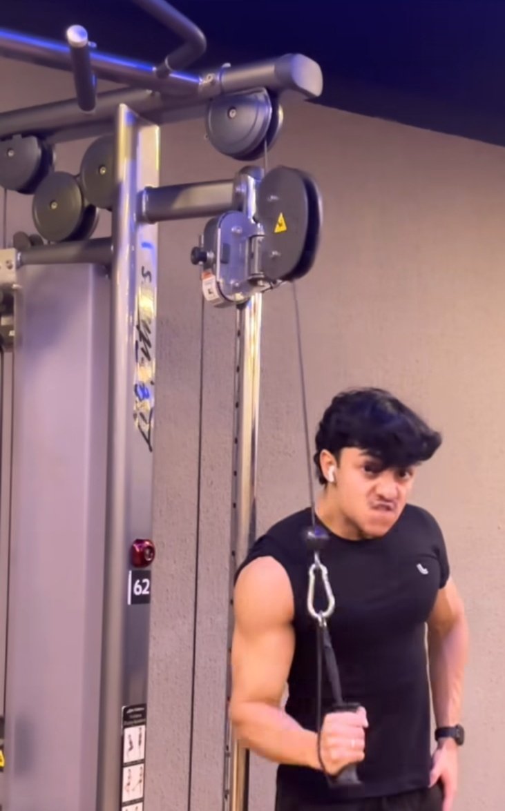 Fluxo_Mayara's tweet image. BOM DIA BBS, CAVALOMAX PASSANDO PRA AVISAR QUE HOJE TEM @majorsummitgg 😈😈.

#SegueOFX #GOMSL