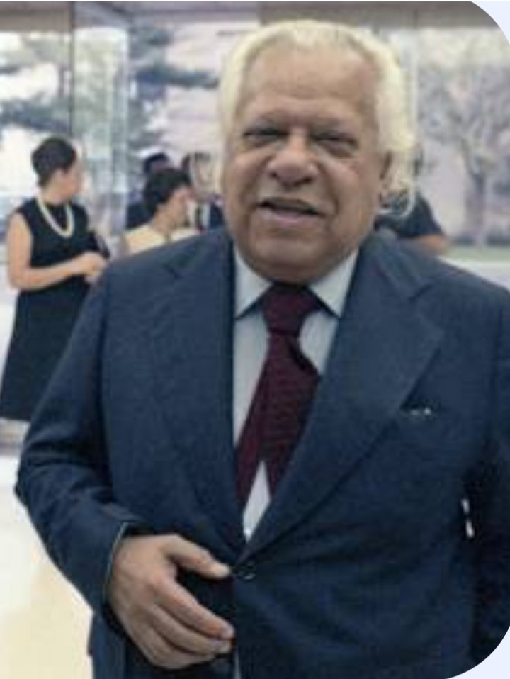 Un día como hoy se cumplen 123 aniversario del natalicio de Nicolás Guillen,poeta Nacional de Cuba.
#UCMH
#CubaViveEnSuHistoría