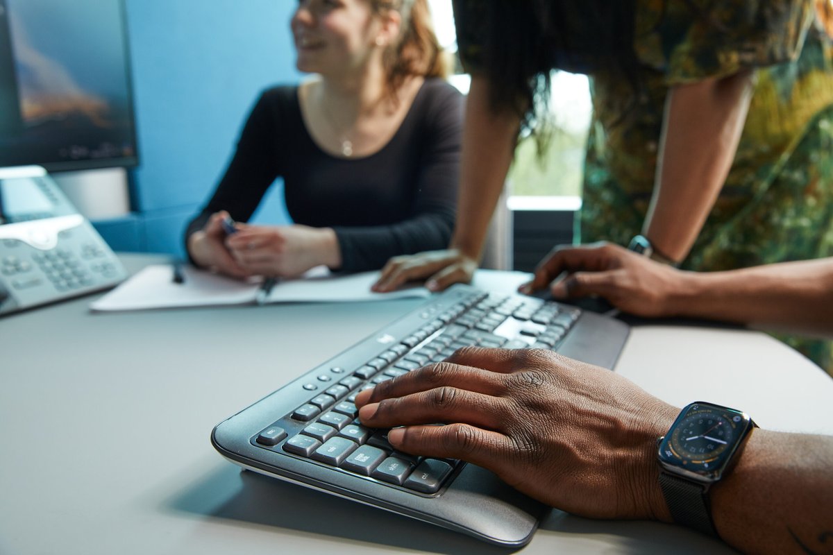 GRESEARCHjobs's tweet image. 👨‍💻 Do you have a leading edge tech company? 👩‍💻

Our new initiative, G-Research Vector, is designed to build relationships between our teams and the broader innovation ecosystem.

Interested in collaborating with us? Learn more: eu1.hubs.ly/H0lGspp0

#GResearchVector