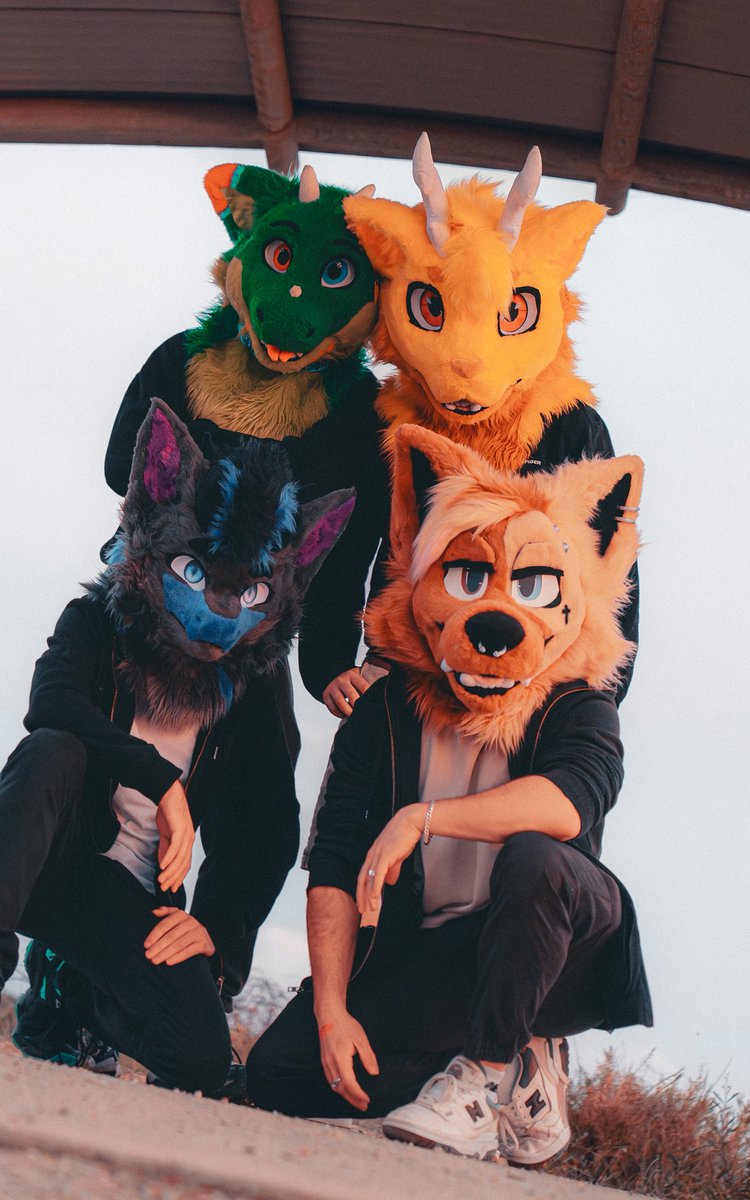 Maestro_Ampwave's tweet image. Gang shit