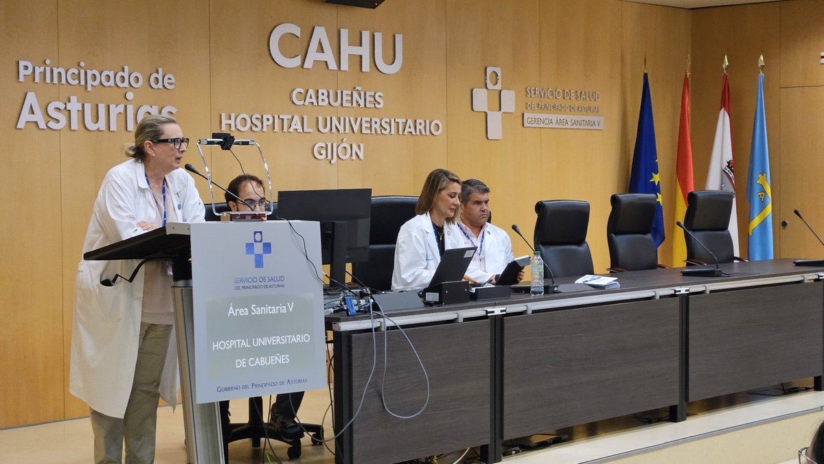 CAHU_Area_V's tweet image. 👥 Hoy hemos celebrado en el #CAHU la Jornada de Acogida para los nuevos profesionales que se incorporan al equipo de la Dirección de Gestión de Cuidados y Enfermería.
🧠 Un programa lleno de contenido útil para empezar con buen pie:
✅ Bienvenida institucional
✅ Calidad,…