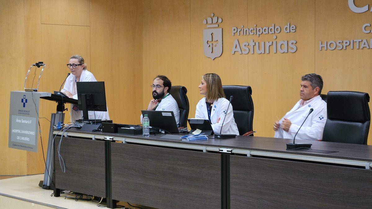 CAHU_Area_V's tweet image. 👥 Hoy hemos celebrado en el #CAHU la Jornada de Acogida para los nuevos profesionales que se incorporan al equipo de la Dirección de Gestión de Cuidados y Enfermería.
🧠 Un programa lleno de contenido útil para empezar con buen pie:
✅ Bienvenida institucional
✅ Calidad,…