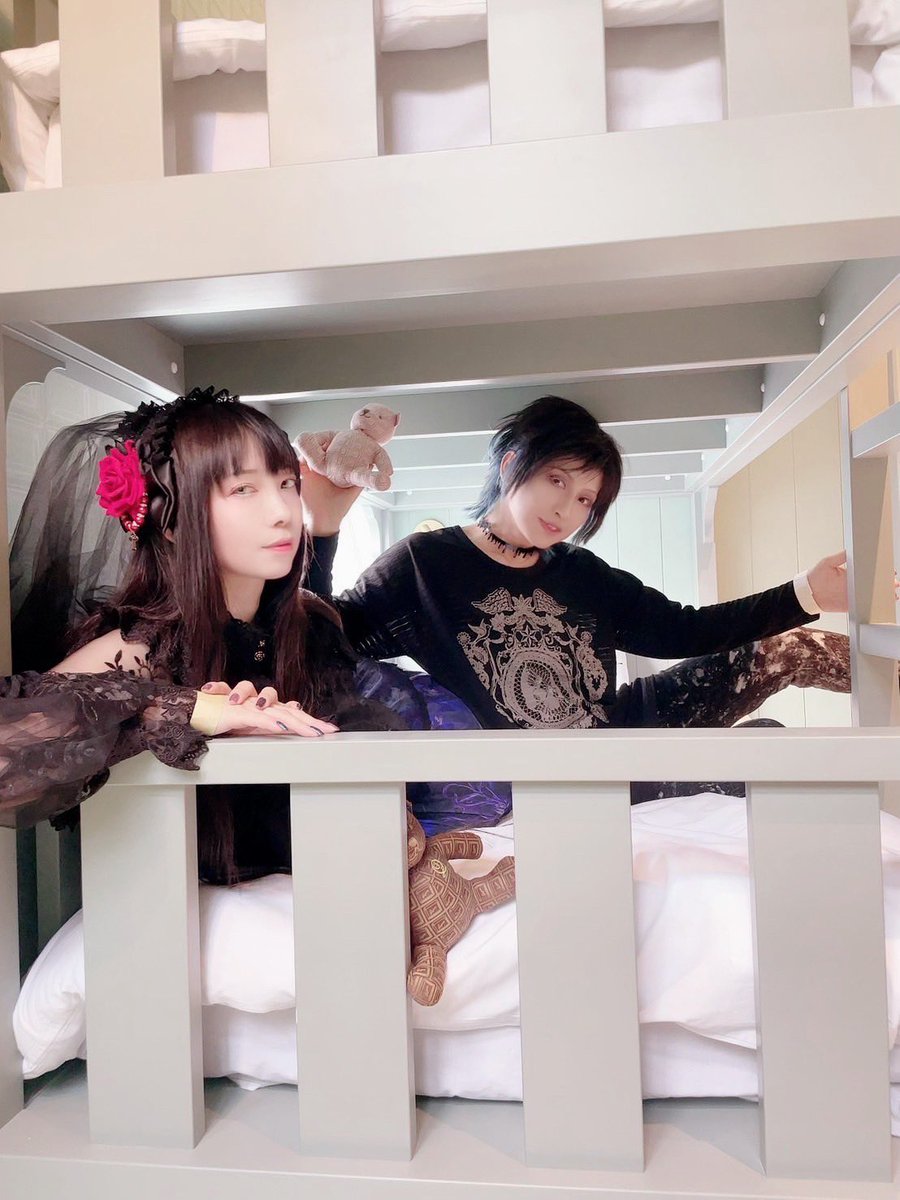 yui_fairithm's tweet photo. 殆どアー写

レセプション期間も終わり招待されている者達の投稿も出揃った頃だろう

改めてQ-pod.で検索だ！

#qpod https://t.co/LMMLmkCLoj