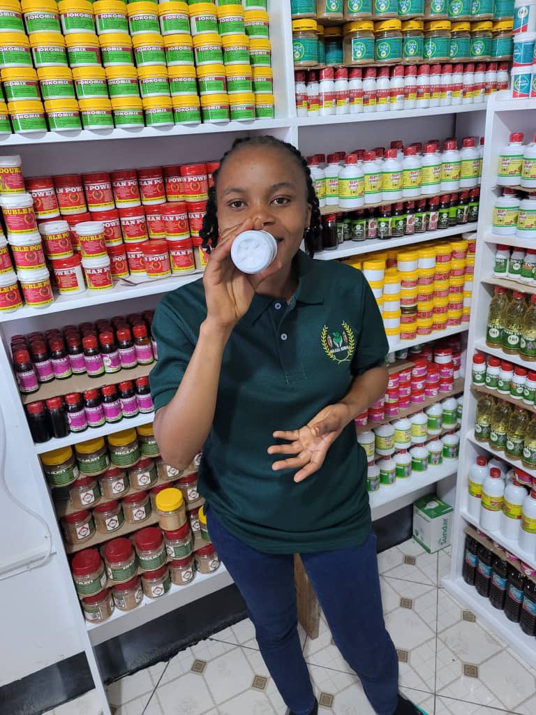 🌙 Maasai Herbal Clinic inawatakia jioni njema na afya tele!

Jioni ni muda wa mwili kupumzika, je, mwili wako uko tayari kwa hilo ?

Usilale ukiwa na maumivu au changamoto za kiafya!

🌿 Tunatibu kwa asili matatizo kama:⤵️

🔻 Nguvu za kiume kushuka
🔻 Uume kulegea/kutosimama
🔻