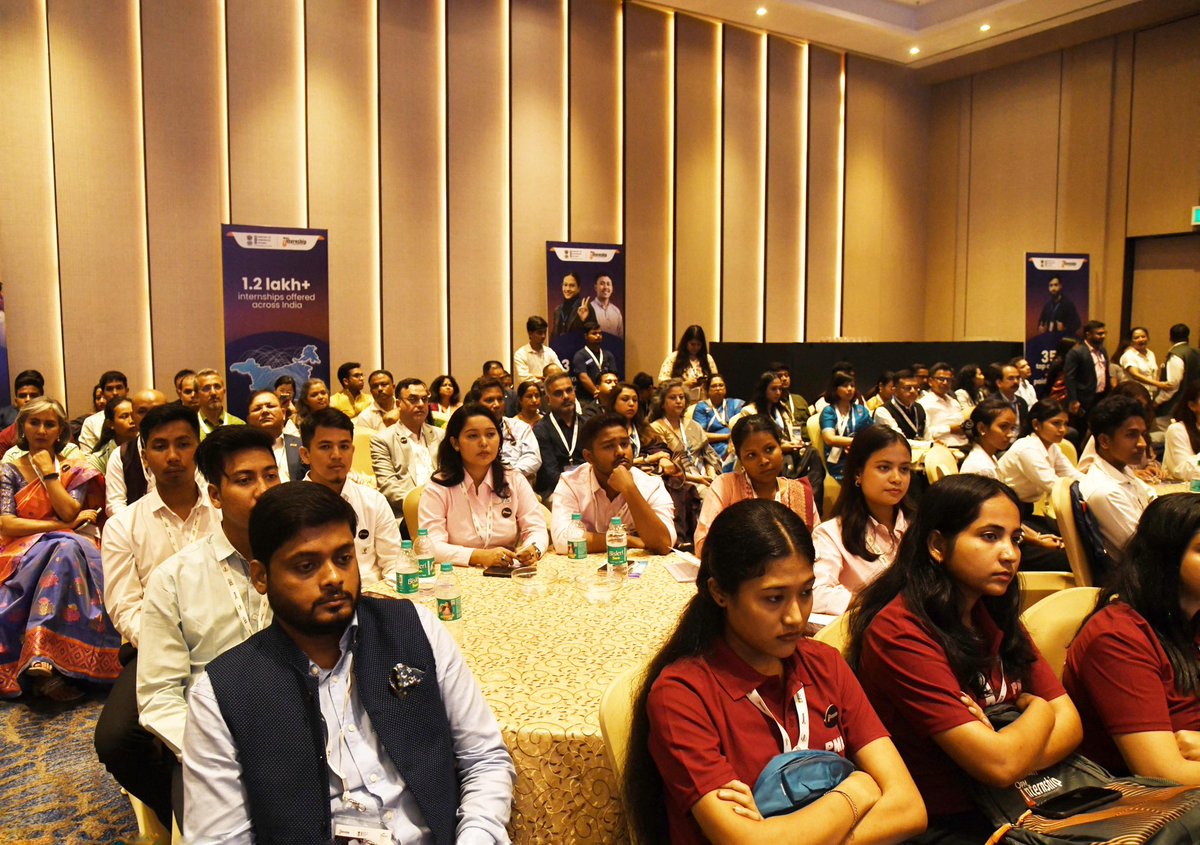 PIB In Meghalaya (@pibshillong) on Twitter photo Union <a href="/FinMinIndia/">Ministry of Finance</a> Smt. <a href="/nsitharaman/">Nirmala Sitharaman</a> chairs the North East Roundtable on the PM Internship Scheme #PMIS in Shillong today.
Interns & industry partners from the NE states are actively participating in the interaction, sharing valuable insights and experiences.
<a href="/MeghalayaGov/">MegNIC</a> Union <a href="/FinMinIndia/">Ministry of Finance</a> Smt. <a href="/nsitharaman/">Nirmala Sitharaman</a> chairs the North East Roundtable on the PM Internship Scheme #PMIS in Shillong today.
Interns & industry partners from the NE states are actively participating in the interaction, sharing valuable insights and experiences.
<a href="/MeghalayaGov/">MegNIC</a>